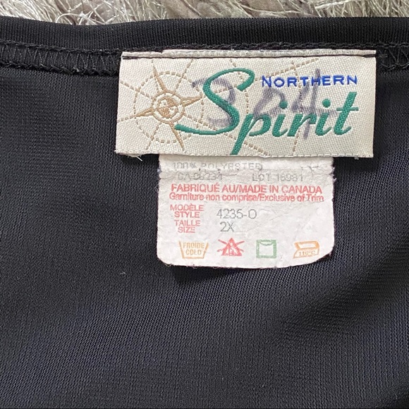 Northern Spirit woman black knit long sleeves pullover top. Size 2X. Pre-owned. - Picture 7 of 9